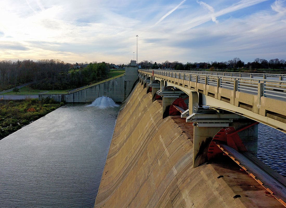 Westerville OH - Hoover Dam Water Rushing on Cloudy Evening in Westerville Ohio